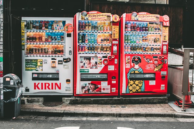 How do vending machines check money?
