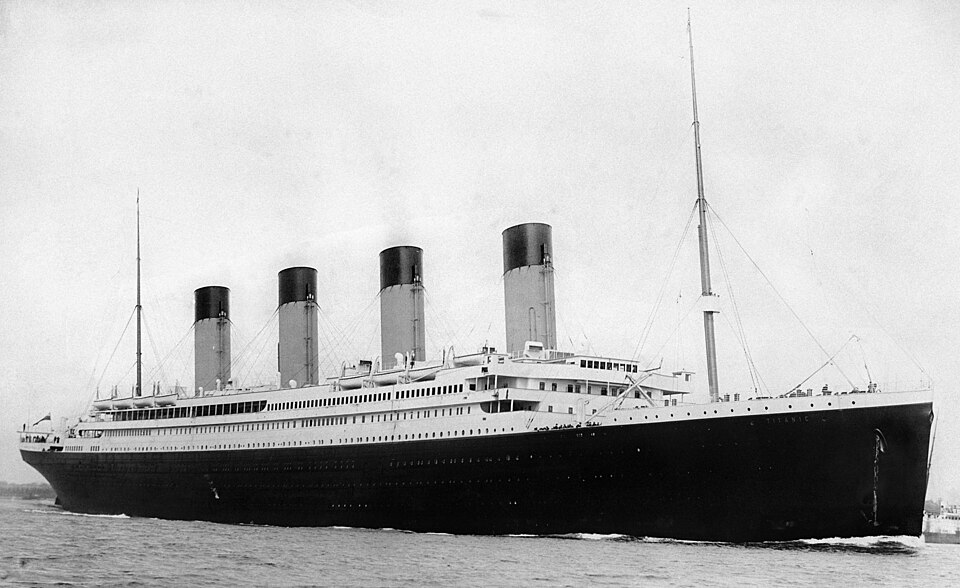 Why did the Titanic sink?