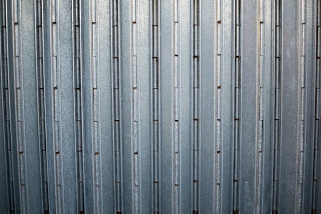 Why does metal feel colder than wood?