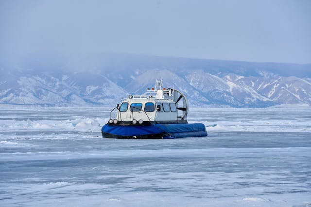 How much air does a hovercraft need?